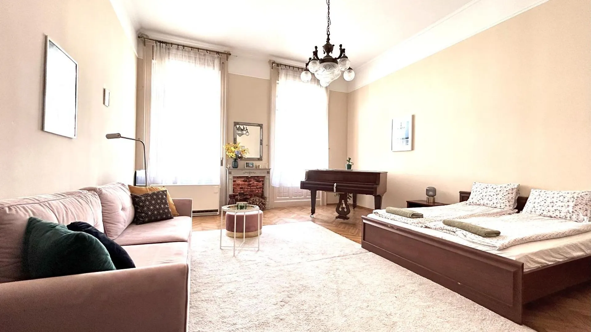 2 Rooms Between Of Chain Bridge, Cathedral, Parlament,Castle Area Budapešť Apartmán