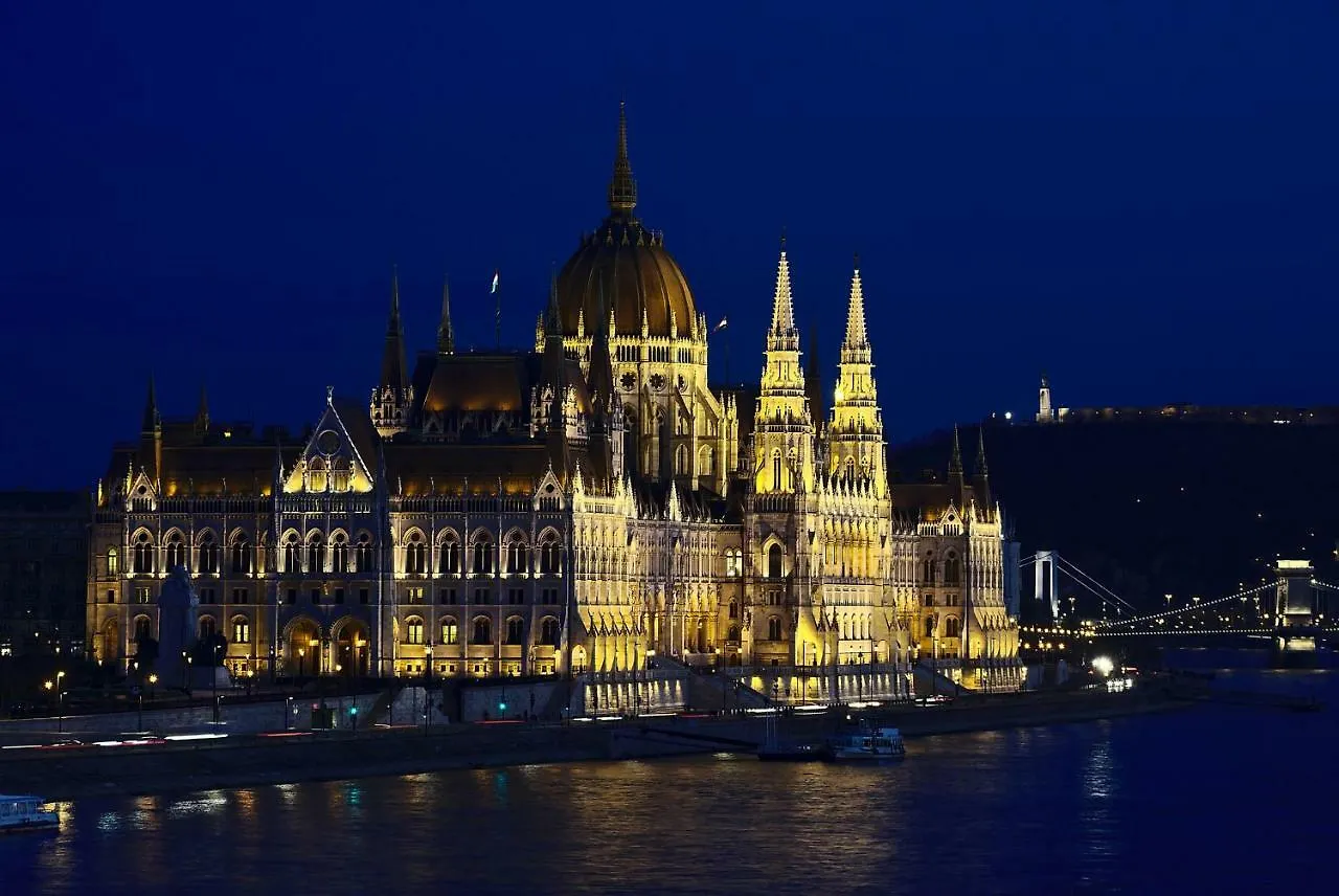 2 Rooms Between Of Chain Bridge, Cathedral, Parlament,Castle Area Budapešť Apartmán